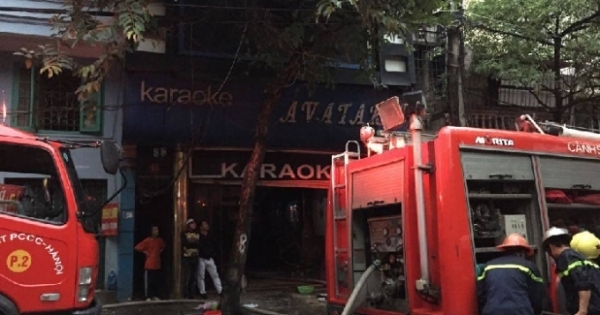 Hà Nội: Quán karaoke phát hoả, cả khu phố náo loạn