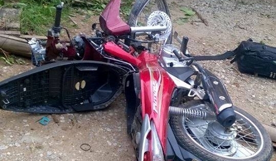 Yên Bái:Ô tô phóng nhanh đâm xe máy, vợ chồng chưa cưới thương vong