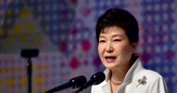 Tổng thống Hàn Quốc: Khó tha thứ cho bản thân sau bê bối chính trị