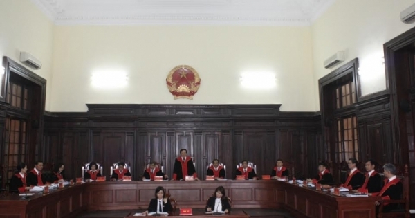 Triển khai thí điểm trang phục xét xử của Thẩm phán Tòa án nhân dân