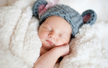 Những lưu ý giữ ấm cho trẻ khi ngủ vào mùa đông