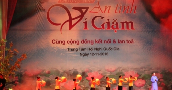 Ấm áp chương trình Ân tình Ví giặm tại Hà Nội