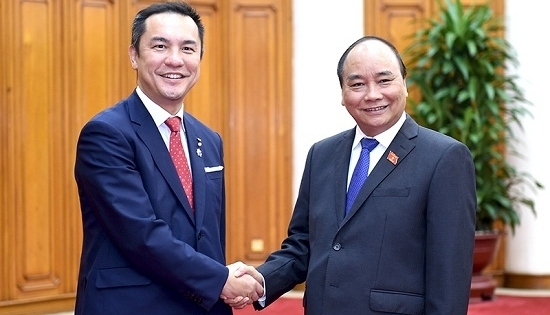 Thủ tướng Nguyễn Xuân Phúc tiếp Thống đốc tỉnh Mie - Nhật Bản