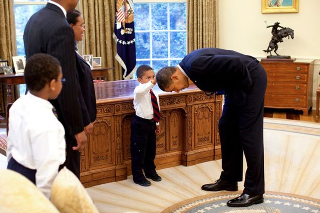 Những khoảnh khắc đ&aacute;ng nhớ trong 8 năm ở Nh&agrave; Trắng của Obama