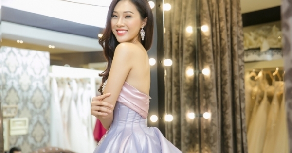 Hoa khôi Diệu Ngọc thử trang phục trước ngày sang Mỹ thi Miss World 2016