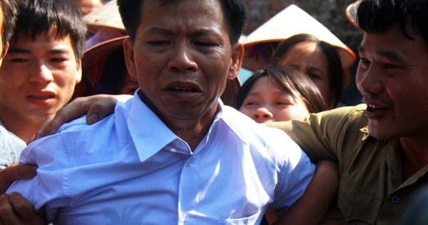 Bắc Giang: Hoãn phiên tòa xét xử 2 cán bộ công quyền làm oan ông Chấn