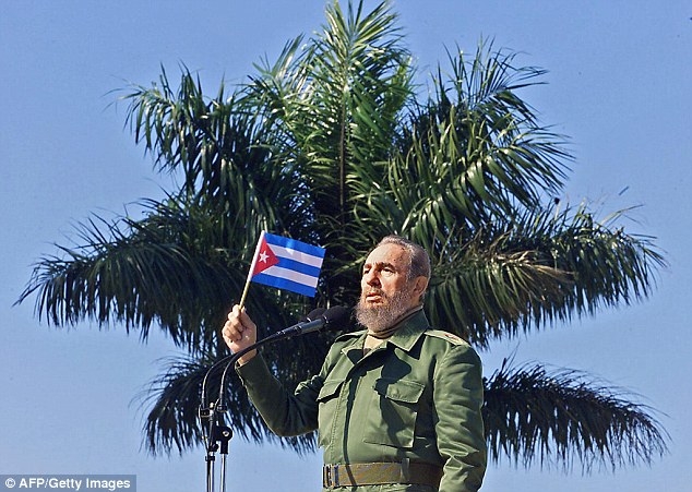 Sự ra đi của l&atilde;nh tụ Fidel Castro để lại niềm tiếc thương v&ocirc; hạn cho nh&acirc;n d&acirc;n Cuba n&oacute;i ri&ecirc;ng v&agrave; nh&acirc;n d&acirc;n y&ecirc;u chuộng h&ograve;a b&igrave;nh thế giới n&oacute;i chung. (Ảnh: AFP)
