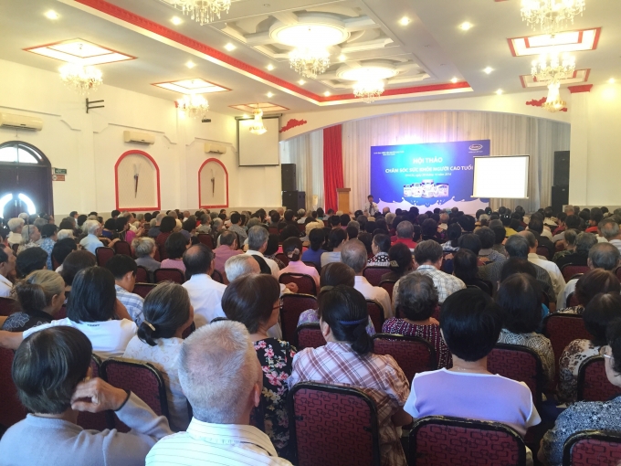 C&aacute;c đại biểu tham dự tại hội thảo ở Hồ Ch&iacute; Minh.