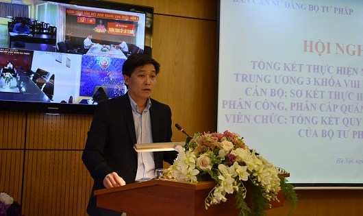 Thứ trưởng Nguyễn Kh&aacute;nh Ngọc ph&aacute;t biểu tại Hội nghị.