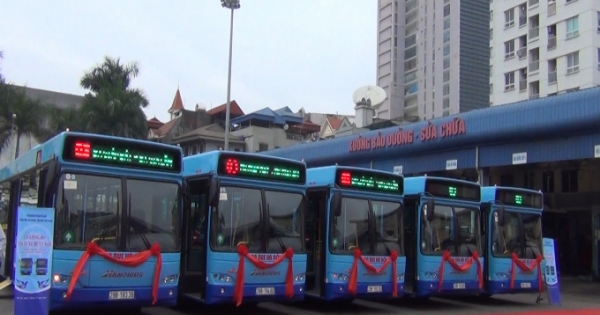Hà Nội: Thêm xe buýt chuẩn châu Âu vào hoạt động thử nghiệm