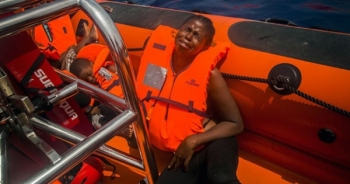 Phát hiện 26 thiếu nữ tử nạn trên biển Địa Trung Hải