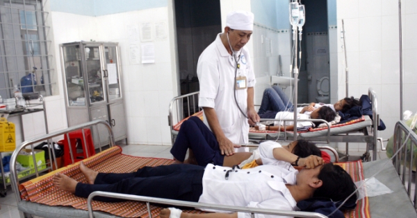 Vụ 84 học sinh nhập viện ở Kon Tum: Do ăn phải sữa đậu nành và bánh bông lan