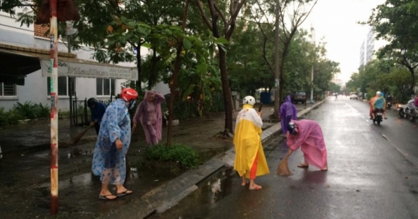 Chủ tịch Đà Nẵng cảm ơn người dân chung tay dọn dẹp sau bão để đón APEC