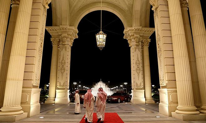 Kh&aacute;ch sạn Ritz-Carlton ở Riyadh được cho l&agrave; nơi giam giữ c&aacute;c nh&acirc;n vật cao cấp của Saudi Arabia vừa bị bắt
