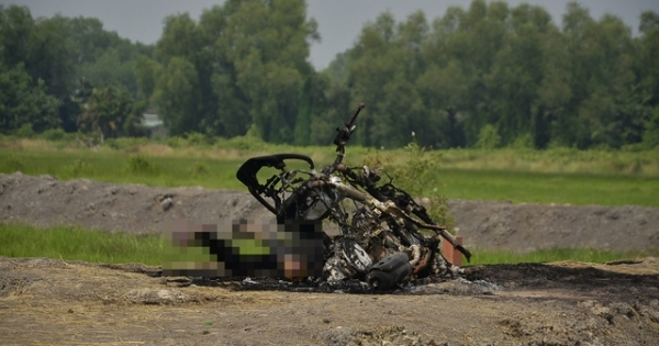 Lâm Đồng: Phát hiện thi thể người đàn ông cháy đen cùng xe máy