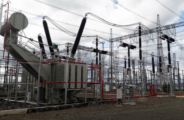 Kh&aacute;ng b&ugrave; ngang&nbsp;500kV-128 MVAr tại TBA 500 kV Pleiku