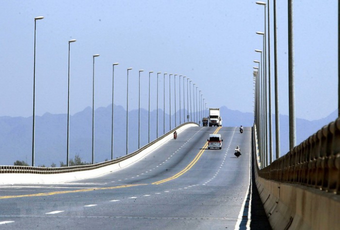 Cầu d&agrave;i 5,44 km thuộc dự &aacute;n đường &ocirc;t&ocirc; T&acirc;n Vũ-Lạch Huyện với tổng chiều d&agrave;i 15,63km. (Ảnh: An Đăng/TTXVN)