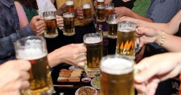 Kiểm soát việc sử dụng hay “khai tử” ngành rượu, bia?