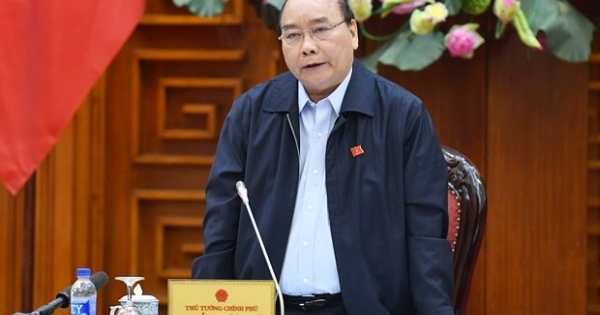 Thủ tướng chủ trì cuộc họp về sạt lở đất, bồi lấp tại 13 tỉnh miền Trung