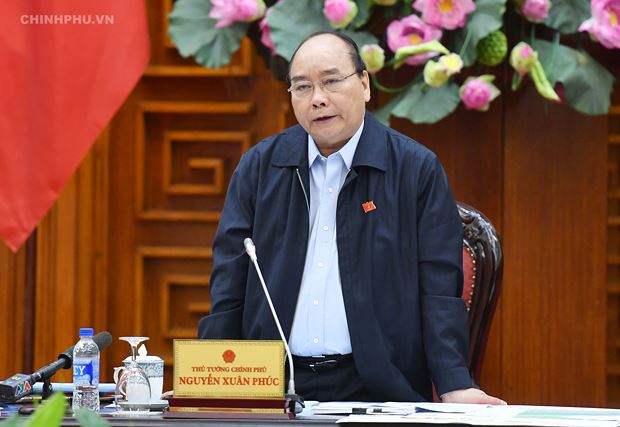 Thủ tướng cho biết sẽ quyết định khoản kinh ph&iacute; cần thiết để hỗ trợ cho c&aacute;c tỉnh miền Trung giải quyết vấn đề cấp b&aacute;ch.