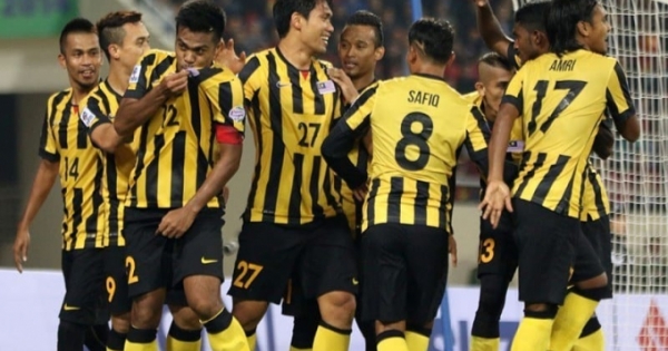Lội ngược dòng thành công, Malaysia đang đầu bảng A AFF Cup 2018