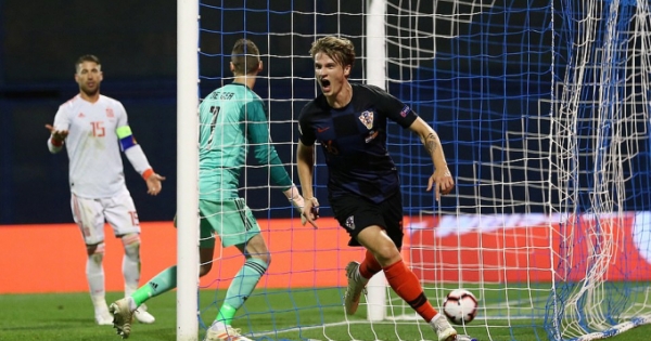 Croatia 3- 2Tây Ban Nha: Sai lầm nơi hàng thủ
