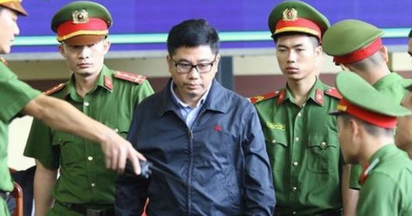 Xét xử đường dây đánh bạc nghìn tỉ: Trùm cờ bạc Nguyễn Văn Dương bị cách ly