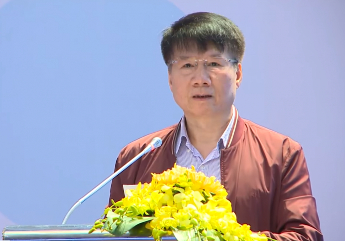 &Ocirc;ng Trương Quốc Cường - Thứ trưởng Bộ Y tế ph&aacute;t biểu tại hội nghị.