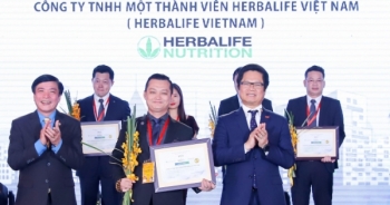 Herbalife đạt top 10 doanh nghiệp thương mại dịch vụ bền vững Việt Nam năm 2018