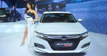 Honda Accord giá từ 1,319 tỉ đồng có "đồ chơi" gì đắt giá?