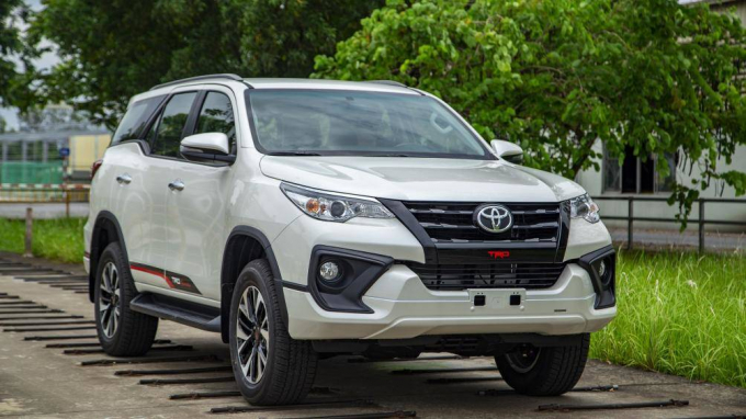 fortuner-trd-ngoai-that-1--1572509941-width1004height565