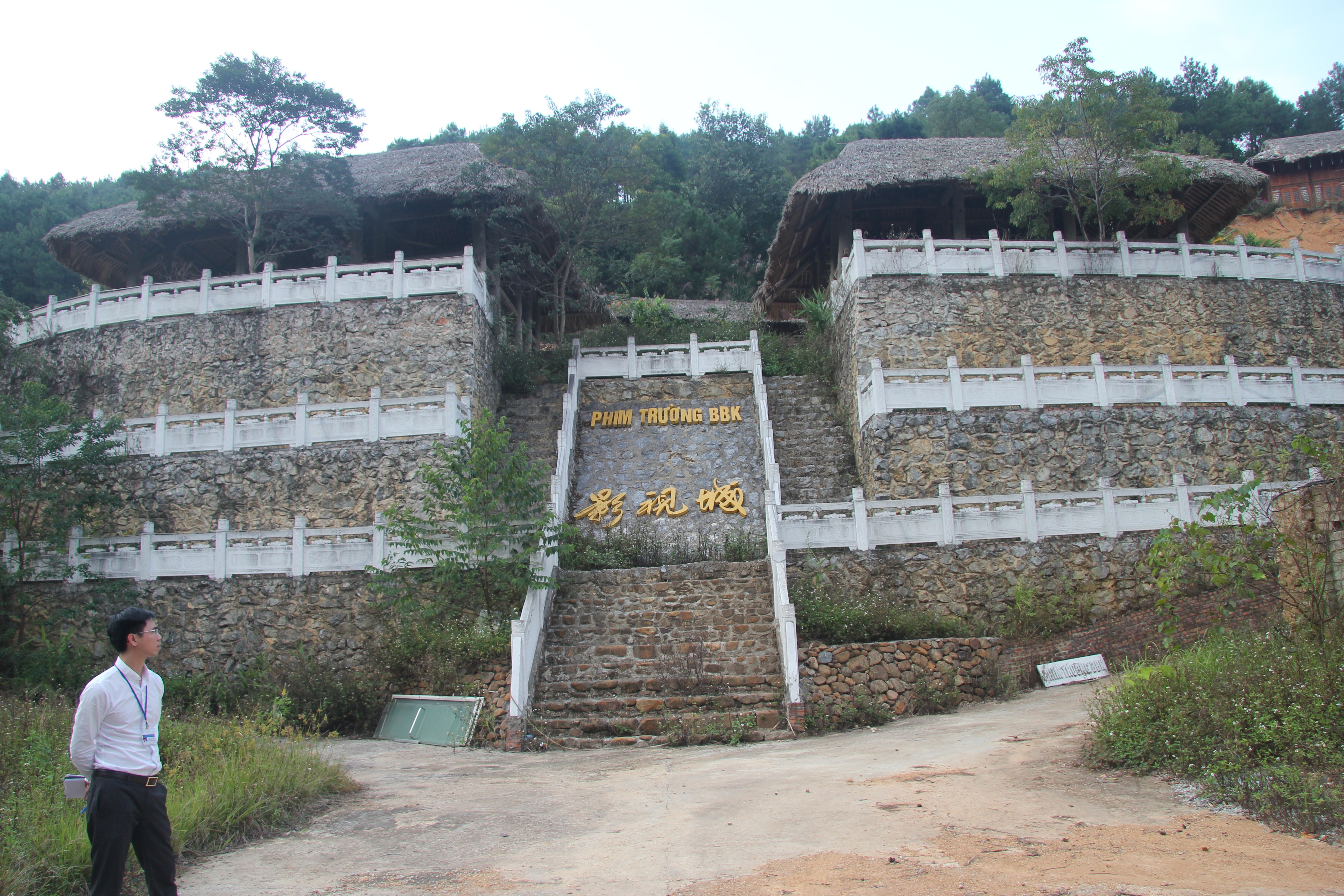 Những hình ảnh bên trong công trình “bí ẩn” trên núi ở Lạng Sơn - 9