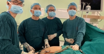 Ca cắt gan nội soi đầu tiên được thực hiện thành công tại Bệnh viện Bạch Mai
