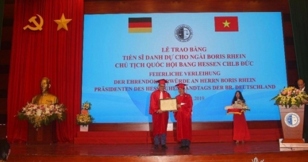 Trường Đại học Luật Hà Nội: Trao bằng tiến sĩ danh dự cho ngài Boris Rhein Cộng hòa Đức