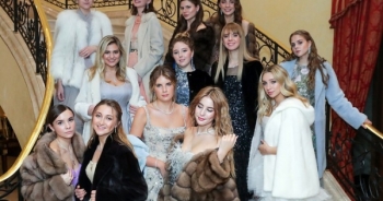 Dạ tiệc trưởng thành của các ái nữ gia đình quyền quý nước Nga