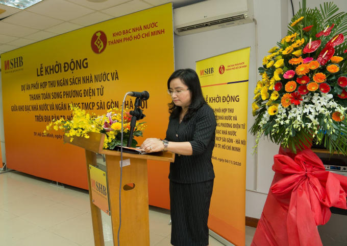 Bà Ngô Thu Hà - Phó TGĐ SHB cam kết, việc thực hiện thanh toán sẽ được SHB triển khai trên hệ thống công nghệ hiện đại nhất