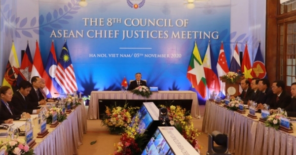Chánh án các nước ASEAN chia sẻ kinh nghiệm trong lĩnh vực tư pháp và pháp luật