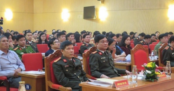 Các Bộ, ngành sôi nổi hưởng ứng Ngày pháp luật Việt Nam