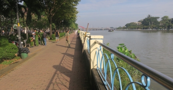 TP HCM: Phát hiện thi thể trôi trên sông Sài Gòn