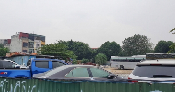 Hà Nội: Bãi xe không phép hoạt động ngang nhiên tại phường Vĩnh Hưng?