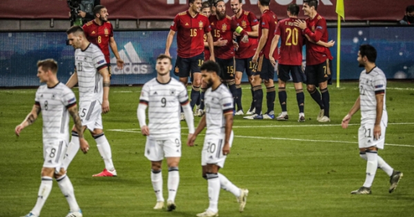 Tây Ban Nha 6-0 Đức: Không thể tin nổi!