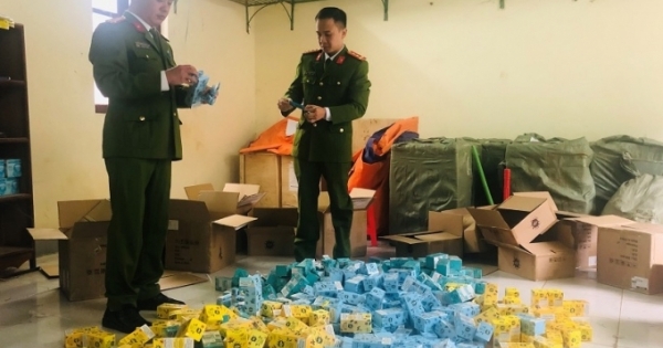 Bắt giữ số lượng lớn thuốc lá điện tử nhập lậu ở Lạng Sơn