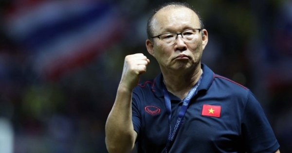 Malaysia không rút khỏi vòng loại World Cup, ông Park tất bật rèn quân
