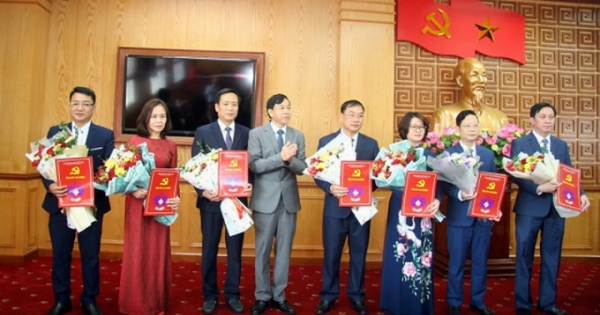 Ban Thường vụ Tỉnh ủy Lai Châu công bố các quyết định của về công tác cán bộ