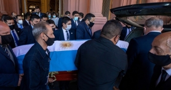 Nữ y tá khai báo sai xung quanh cái chết của Maradona