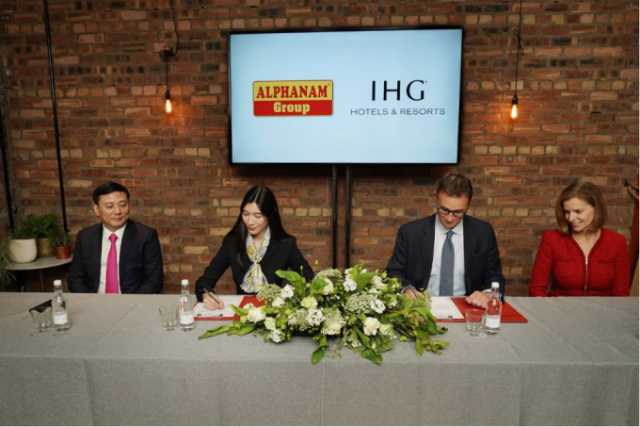 Cái bắt tay xứng đáng để chờ đợi giữa Alphanam Group và IHG