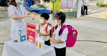 Học sinh tại huyện Yên Thế, Bắc Giang tạm dừng đến trường