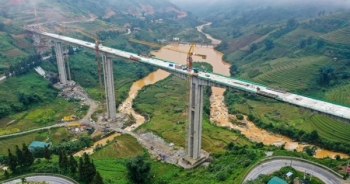 Cầu cạn có trụ cao nhất Việt Nam sắp hoàn thành