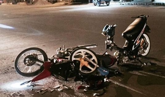 Nghệ An: Tai nạn xe máy, 4 học sinh thương vong