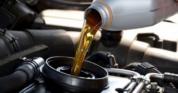 5 dấu hiệu cảnh báo đã đến lúc phải thay dầu động cơ cho xe ôtô